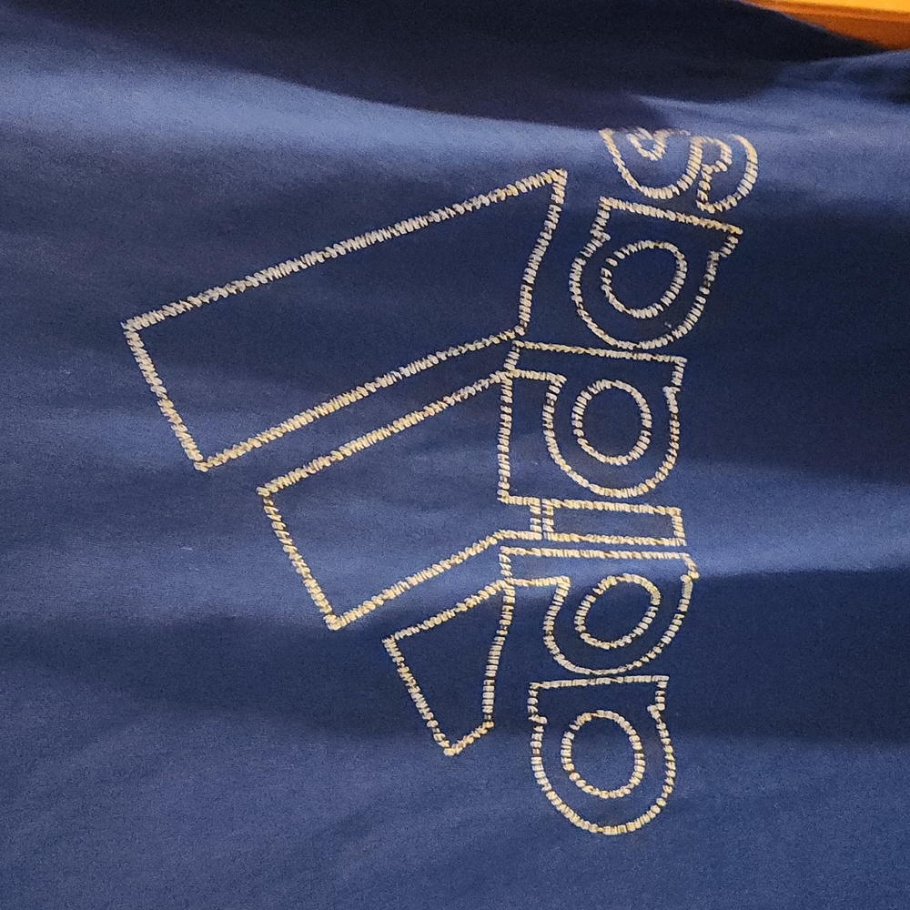 Adidas mens small t shirt - Picture 3 of 4